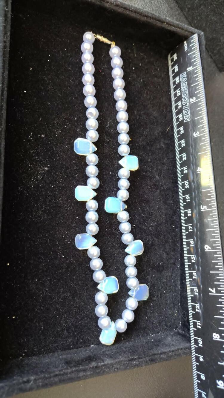 Vintage Heavy Glass Faux Pearl Choker Necklace Opalite Moonstone Shard Drops